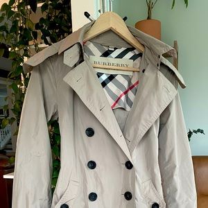BURBERRY BRIT Trench Coat